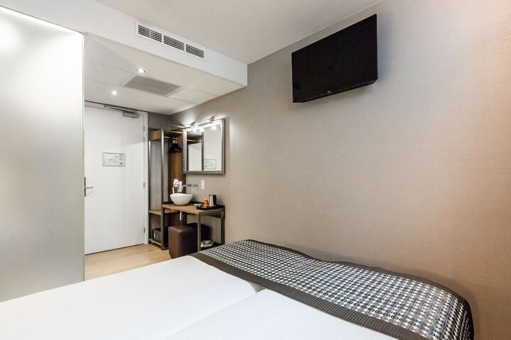 Room 39 of 58