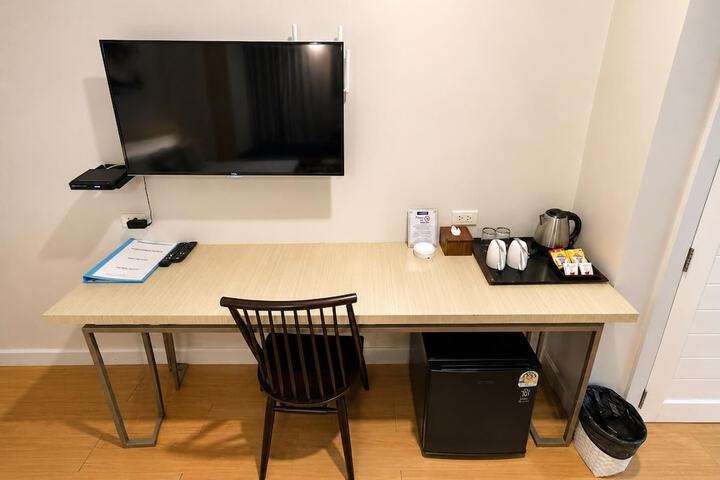 Room 26 of 198