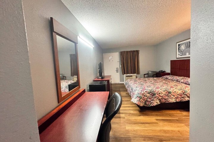 Room 37 of 91