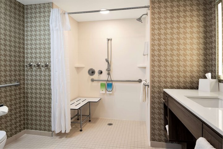 Bathroom shower