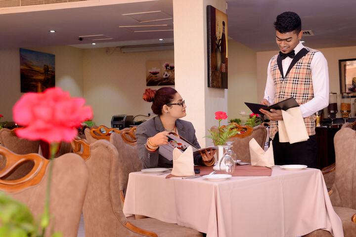 Dining 47 of 56