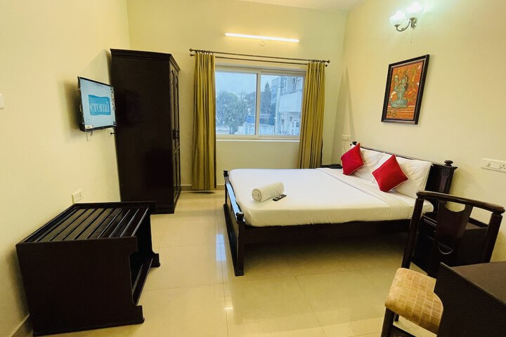 Room 5 of 48