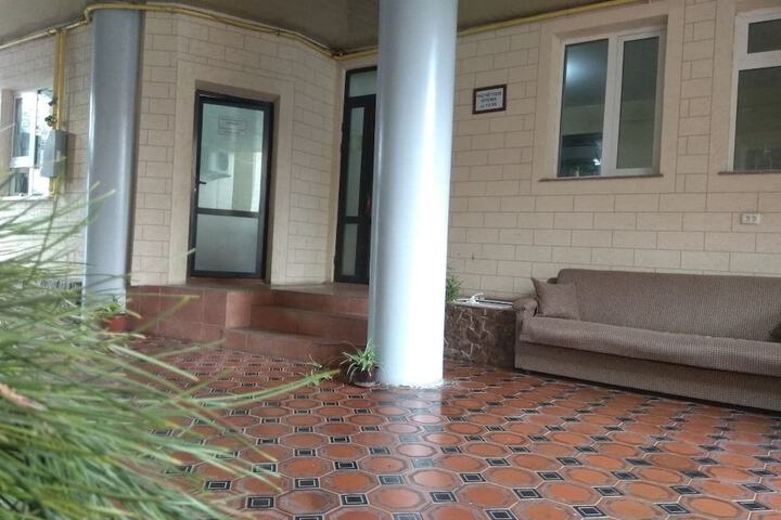 Hotel Exterior 27 of 28