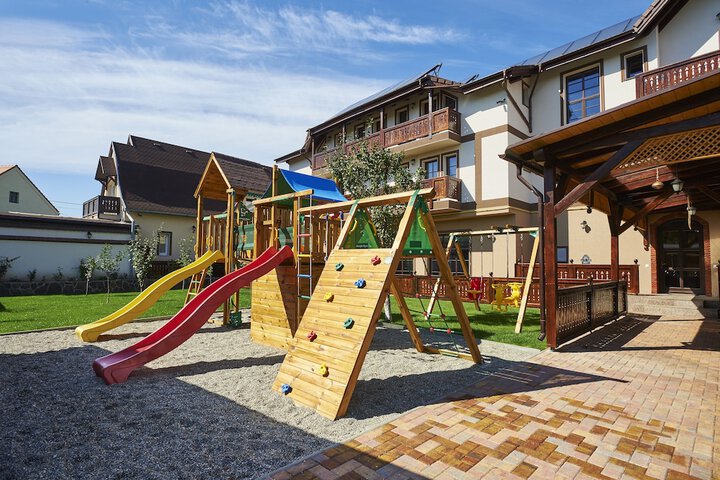Childrens Activities 73 of 125