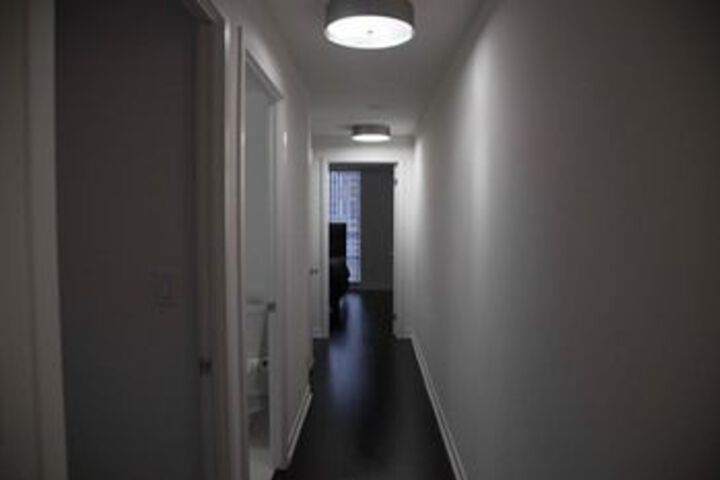 Room 6 of 21