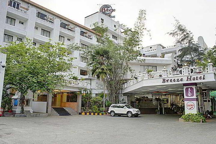 BREEZE HOTEL