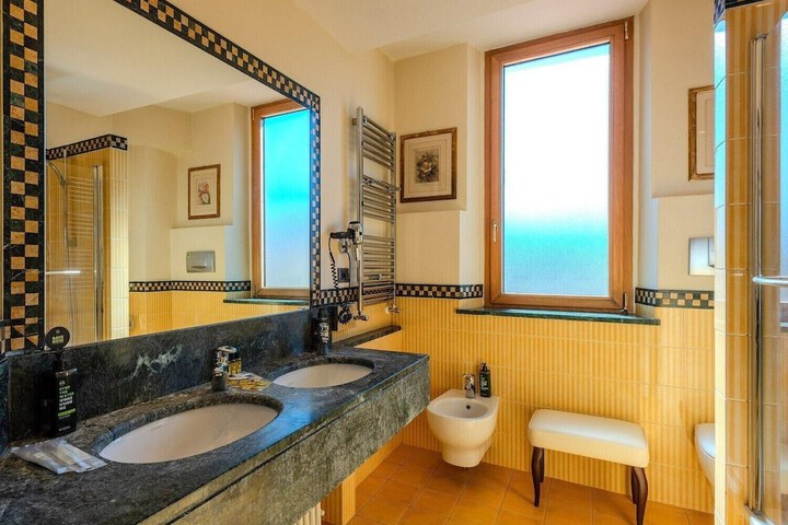 Clean Restrooms