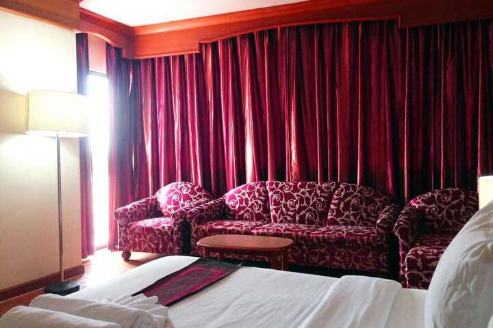 Room 21 of 72