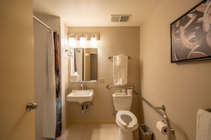 Room 16 of 27