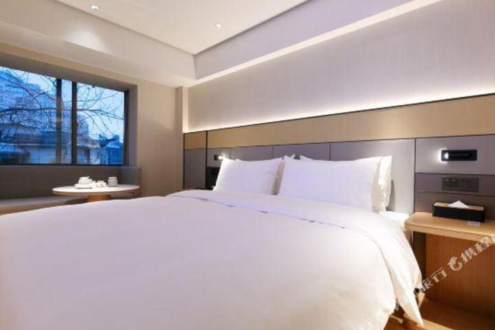 JiHotel