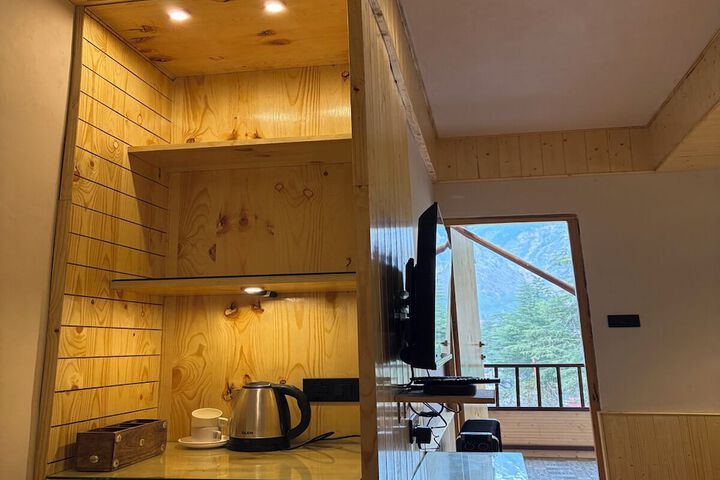 Room 18 of 39