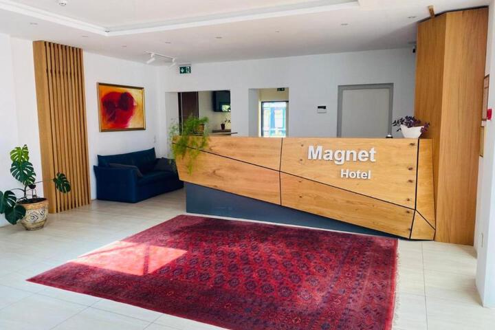 Hotel Magnet