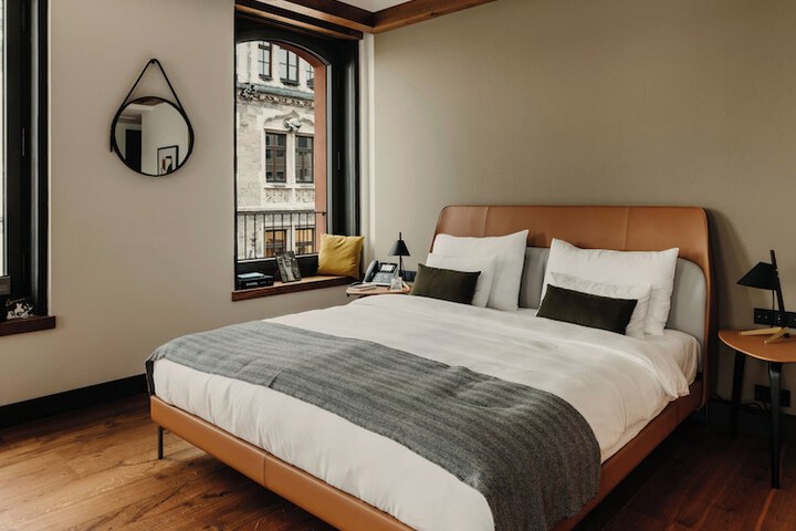 Room 15 of 70
