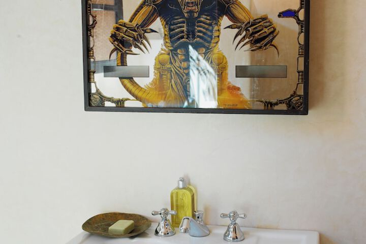 Room 19 of 42