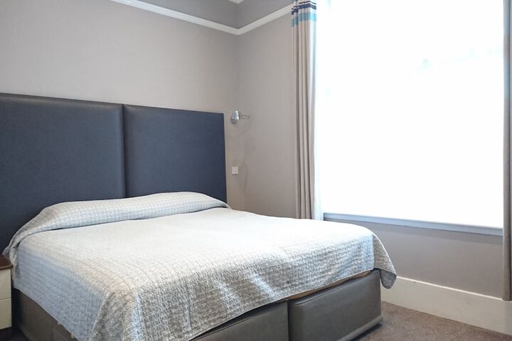 Room 3 of 22