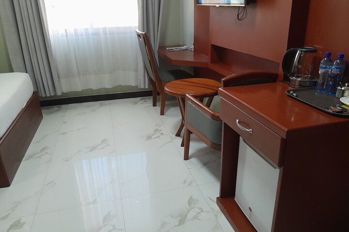 Hotel 112 of 119