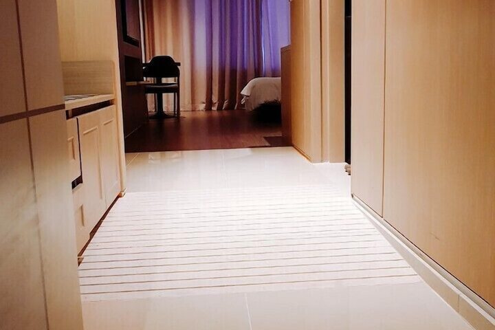 Room 28 of 84