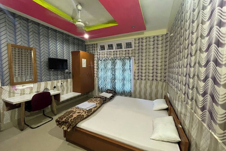Room 15 of 43