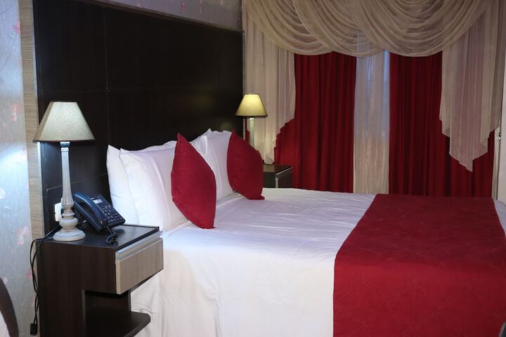 Room 20 of 80