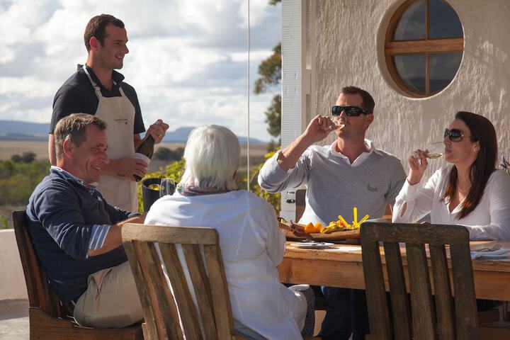 Dining 67 of 95