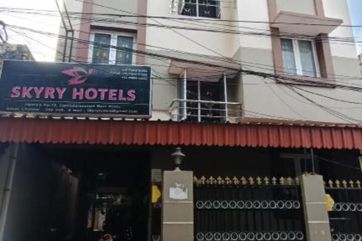 SKYRY HOTELS ADYAR