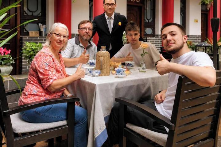 Dining 108 of 137
