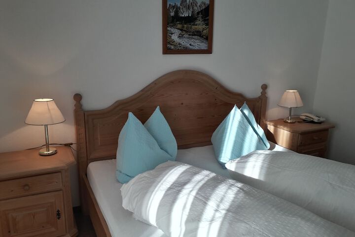 Room 20 of 83