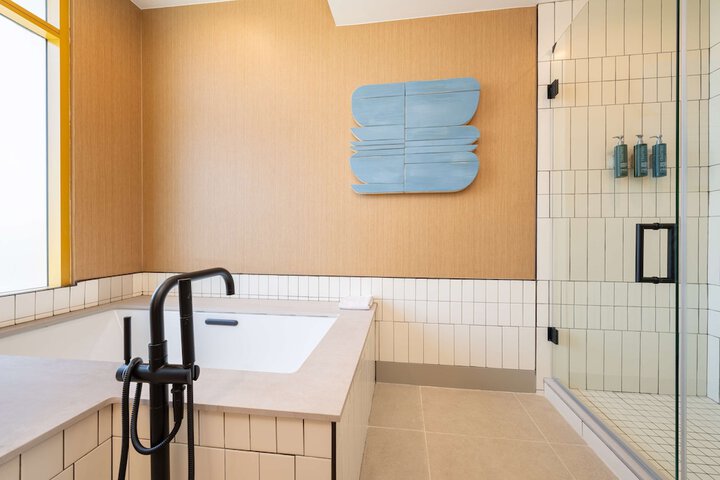 Bathroom shower