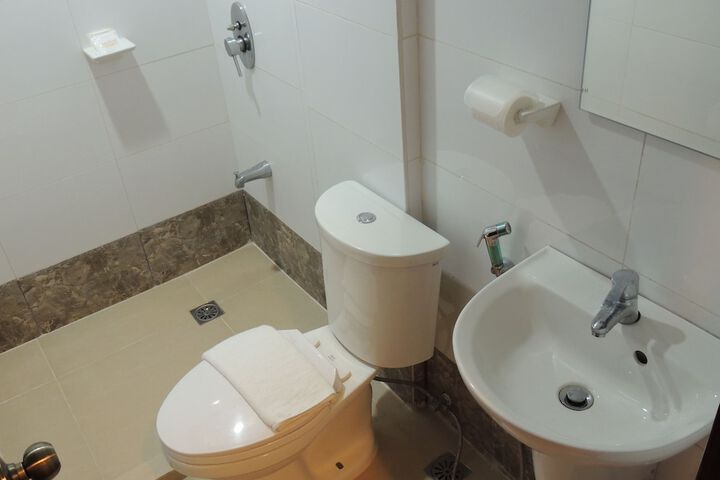 Room 15 of 26