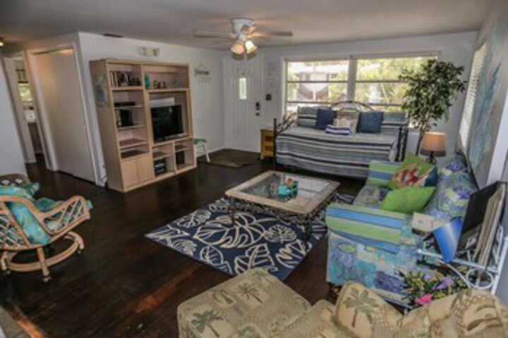 Room 10 of 22