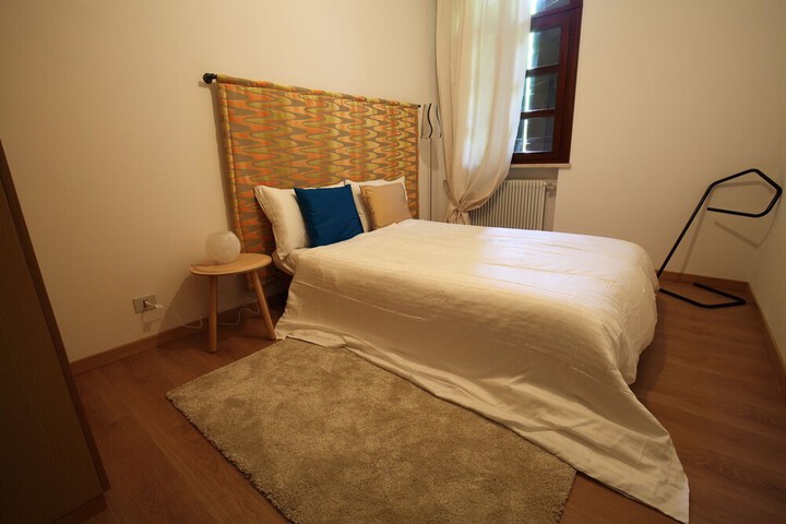 Room 3 of 17