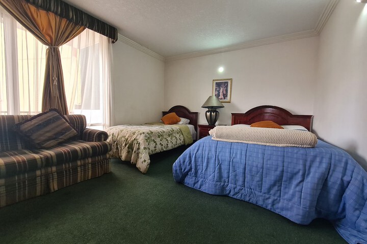 Room 4 of 26