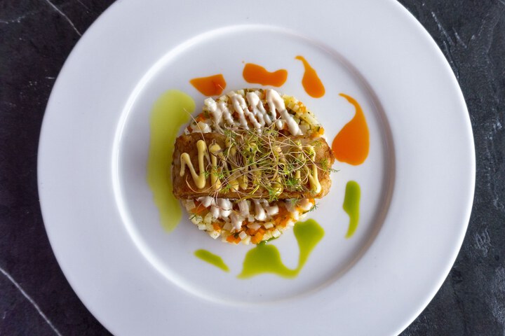 Dining 62 of 95
