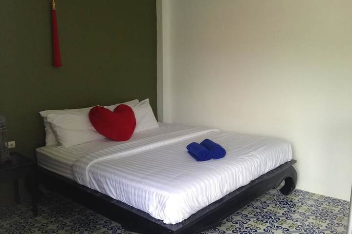 Room 9 of 62