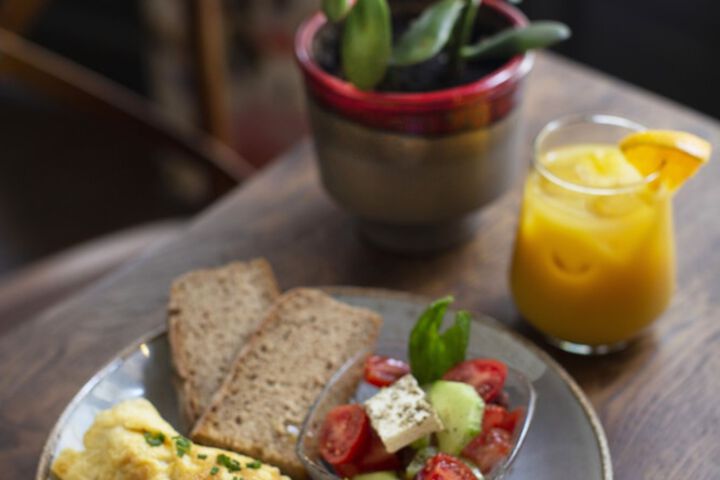Breakfast/Coffee Service 87 of 100