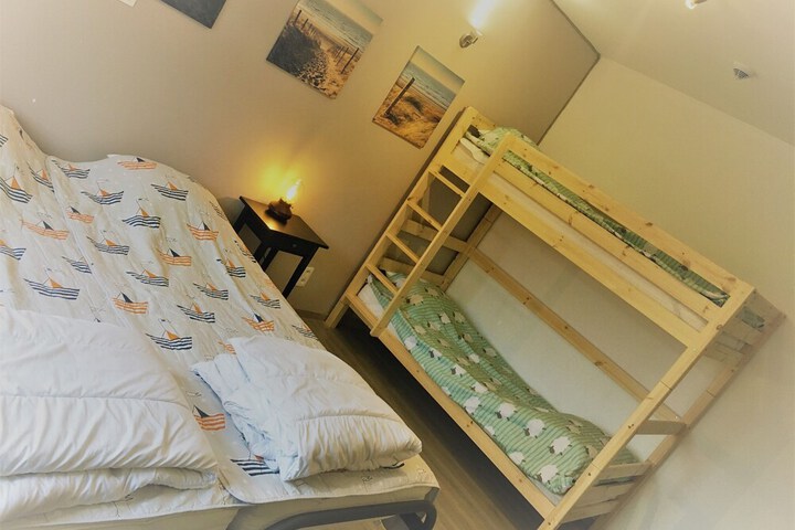 Room 5 of 38