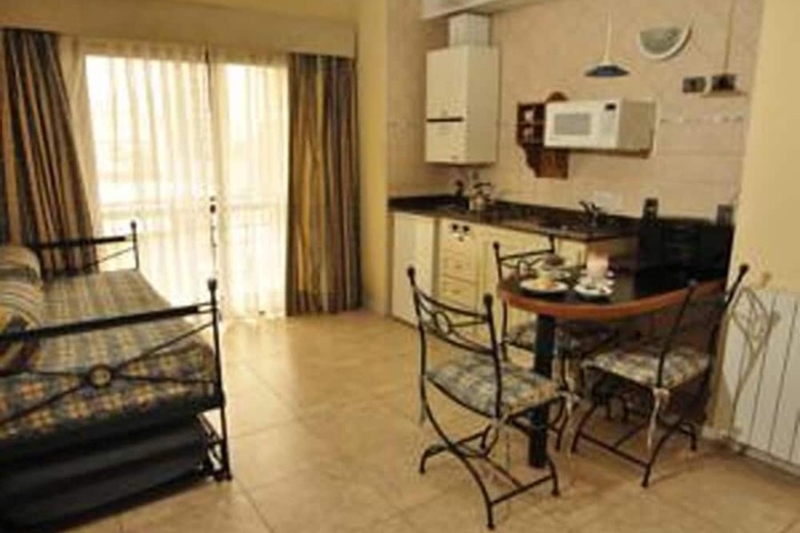 Room 14 of 21