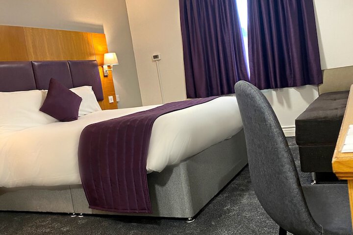 Room 14 of 35