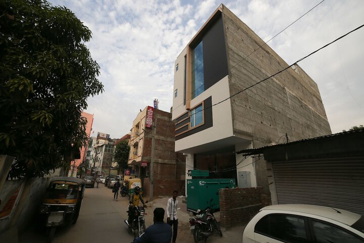 Exterior of OYO 24565 Hotel Morgan