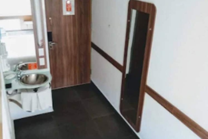 Room 2 of 24