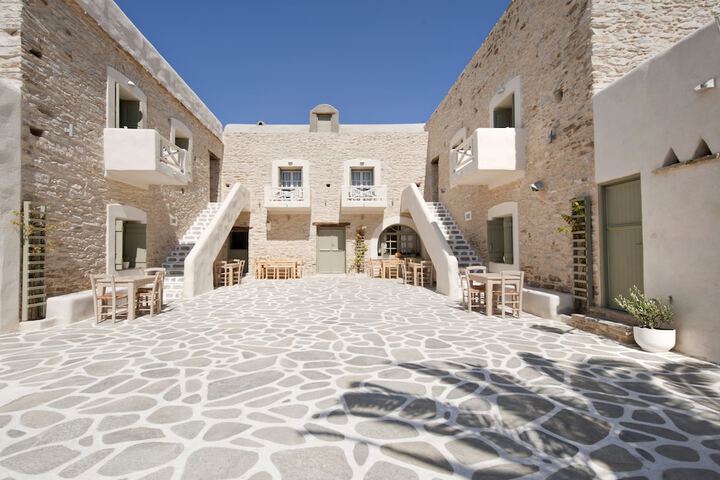 Terrace/Patio 136 of 142