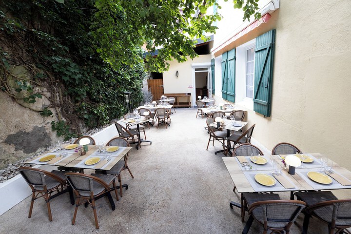 Terrace/Patio 43 of 97