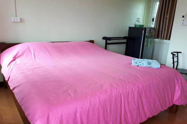 Room 8 of 21