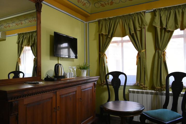 Room 12 of 47