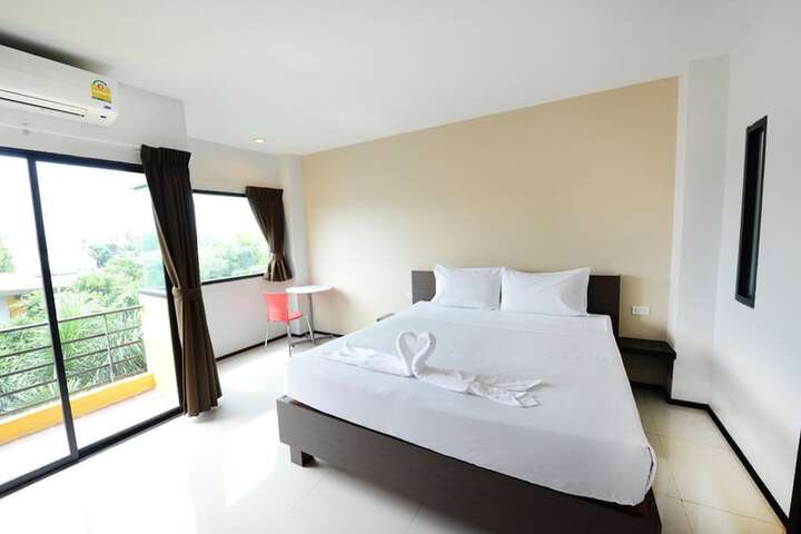 Room 14 of 49