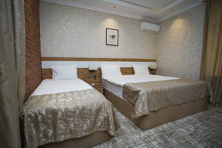 Room 7 of 38