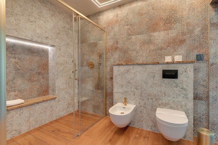 Bath Interior