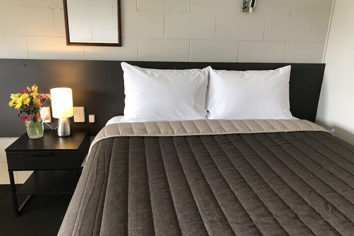 Room 17 of 35