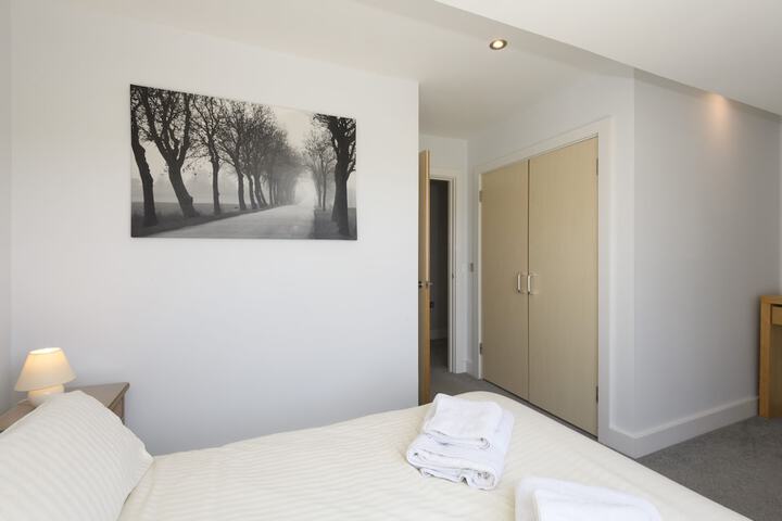 Room 14 of 68