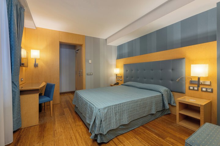 Room 22 of 73